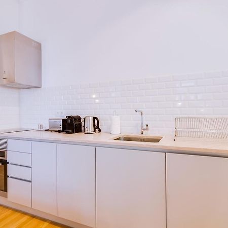Poiais By Lisbon Inside Out Apartment Exterior foto