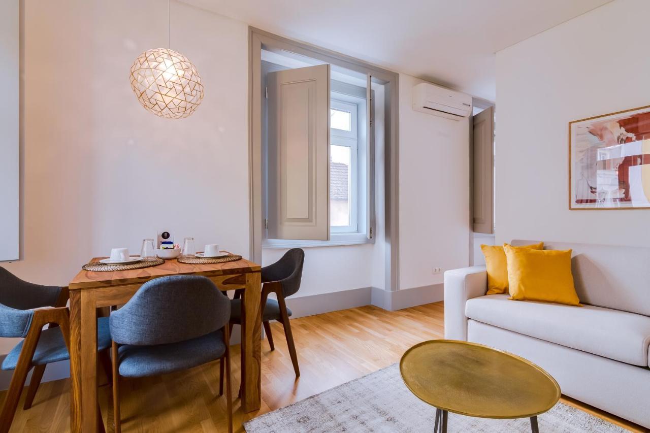 Poiais By Lisbon Inside Out Apartment Exterior foto