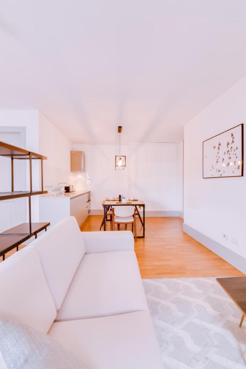 Poiais By Lisbon Inside Out Apartment Exterior foto