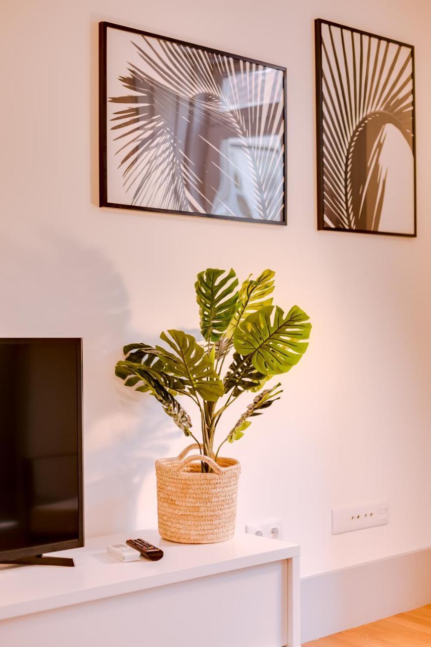 Poiais By Lisbon Inside Out Apartment Exterior foto