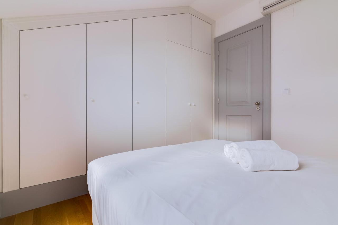 Poiais By Lisbon Inside Out Apartment Exterior foto